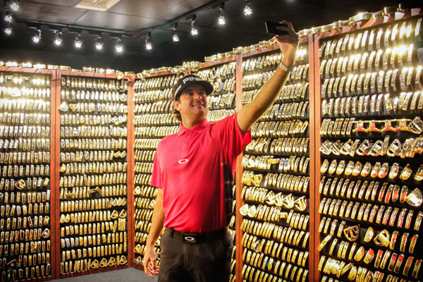 Bubba Watson taking a 'selfie' in the Gold Putter Vault